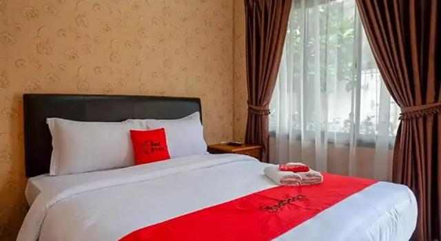 Двухместный номер Standard RedDoorz @ Jalan Majapahit Semarang