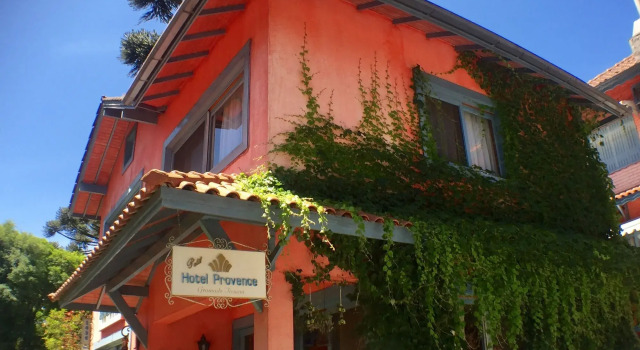 Petit Hotel Provence Gramado Tissiani