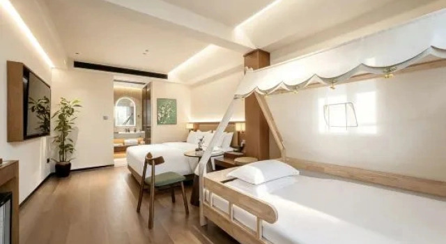 Семейный тент Huaxinfeng Homestay
