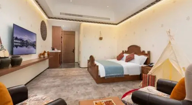Тент Fuyun Shuise·Moshang Guoxue Culture Hotel