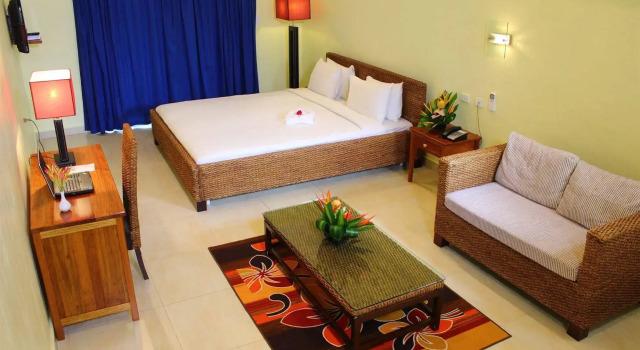 Alotau International Hotel, Varaa Hotelli Hotellit Papua Region aamiaisella, Aamiainen