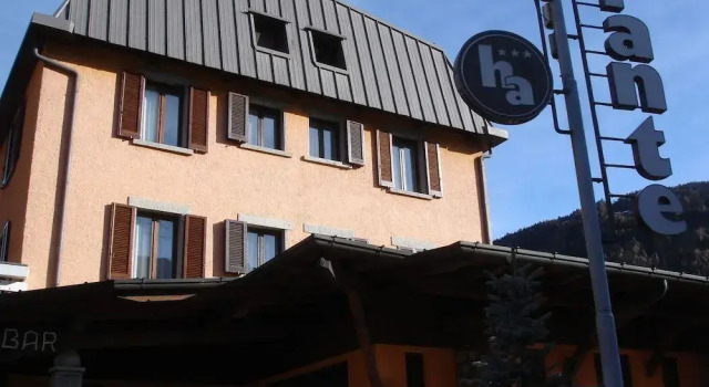 Hotel Adamello