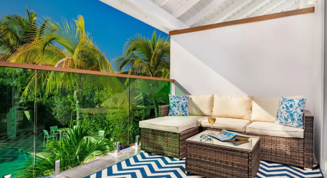 Четырёхместный номер Luxury The Oasis at Grace Bay