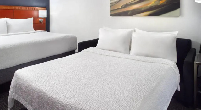 Номер Standard Courtyard Charlotte Arrowood