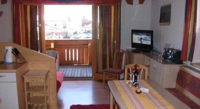 Ferienhaus Artho, Забронировать Отель Отели Тироля с бассейном, Бассейн