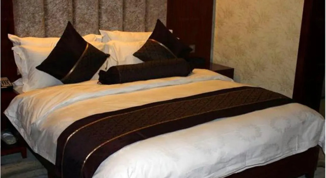 Lanzhou Hong Yuan Hotel, Book Hotel Chengguan 