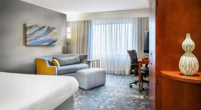 Номер Standard Courtyard by Marriott Denton