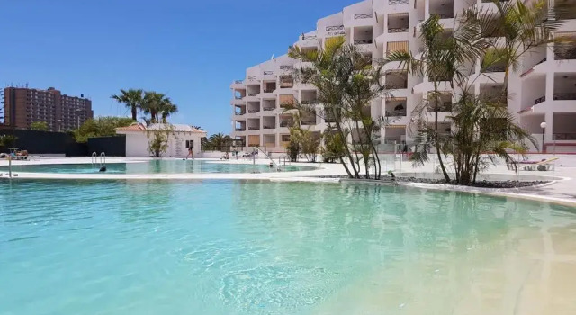 Апартаменты San Marino with heated pool, only 450 meters to the beach, wifi