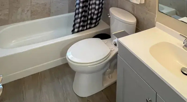 Апартаменты Standard Lazy Cuckoo Inn - Sleek and Stylish Studio Apartments