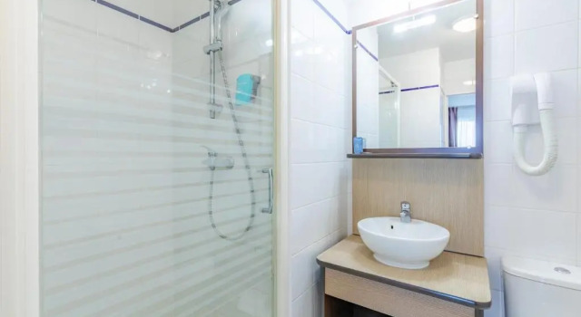 Трёхместная студия AppartCity Confort Brest