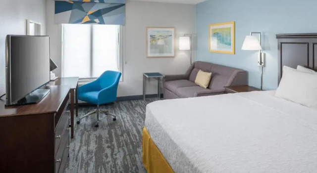 Номер Hampton Inn & Suites Miami-Doral Dolphin Mall