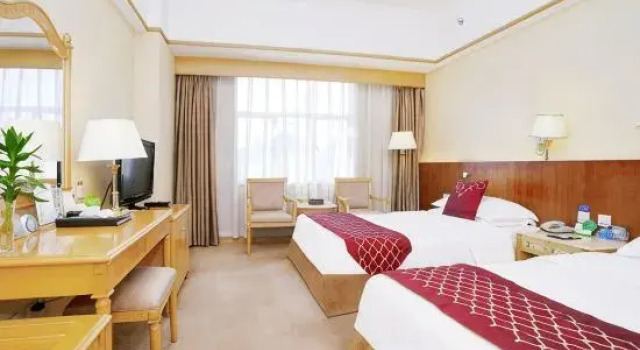 Номер Standard Yunnan Jia Lu Da Hotel