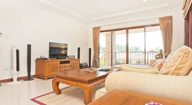 Loch Palm Villa B