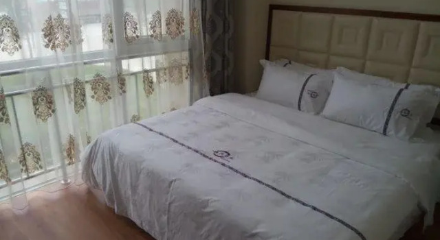 Tianxiangge Hotel, Забронировать Отель Отели Гуанъюань 3 звезды, 3*
