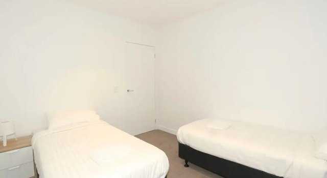 3 Bedrooms Free Carpark & Wi-Fi, Забронировать Отель Отели Мельбурна с бассейном, рядом с Пристань для яхт «Е», Бассейн
