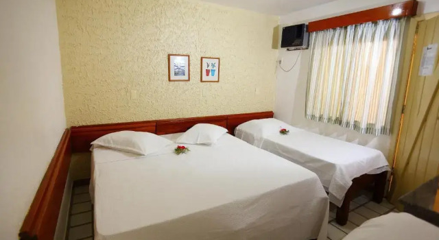Трёхместный номер Standard Marlim Porto Hotel