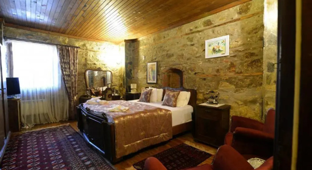 Hotel Yorgo Seferis