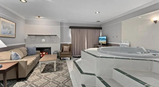 Люкс Sandpoint Hotel & Suites Downtown