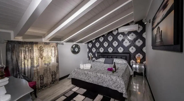 Moresca Luxury Private Villa & Spa, Забронировать Курортный отель Отели Кастелламмаре-дель-Гольфо с парковкой, Парковка