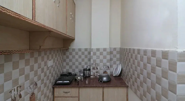 Chauhan Homestay 2 by OYO Rooms