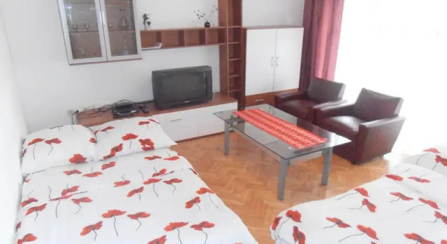 Апартаменты с 3 комнатами с балконом и с видом на море Apartmani NIKA