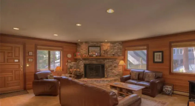 RedAwning Modern Incline Village Home, Забронировать Отель Инклайн-Виллидж North Lake Tahoe
