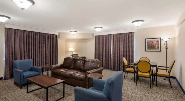 Семейный люкс Best Western Winners Circle
