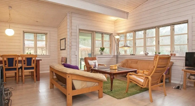 Spacious Villa in Kalundborg With Terrace, Book Villa Sommerhuse i Kalundborg, Hytte