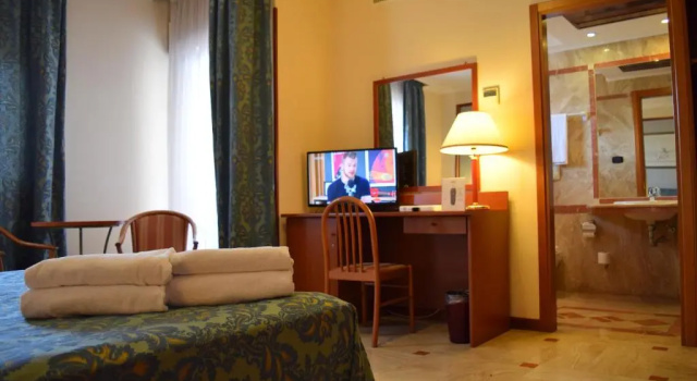 Двухместный номер Standard Hotel Palace 2000