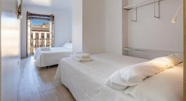 Семейный номер Deluxe AMC Granada Hostal