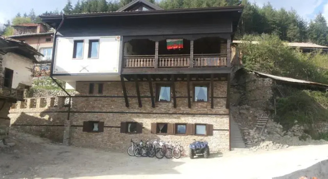 Macedonia Guest House, Prenota Affittacamere Bansko 