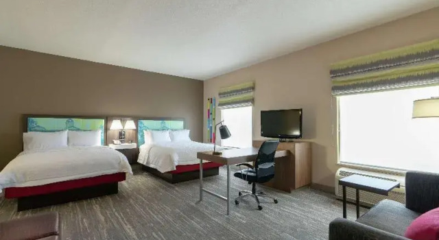 Четырёхместный Studio Suite Отель Hampton Inn & Suites Lake City