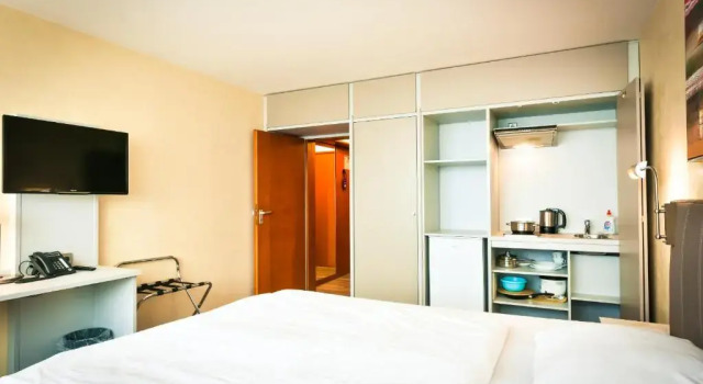 Апартаменты City Hotel Heilbronn