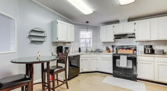 Коттедж Port Charlotte Home Near Beaches & Dining