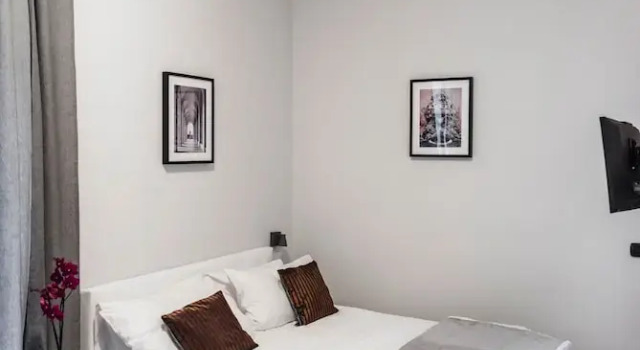 Полулюкс Alea Home Roma