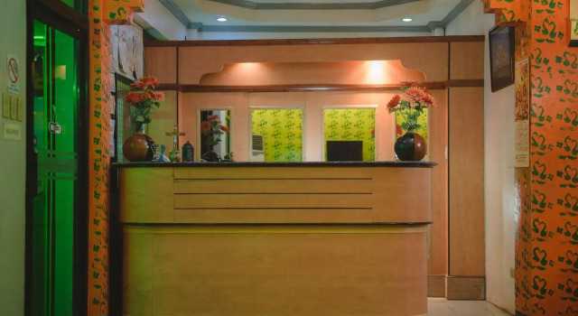 Maribago Seaview Pension & Spa by RedDoorz, Book Resort Maribago 