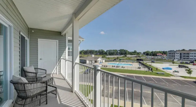 Апартаменты Bayfront Condo w/ Pool Access, Near Rehoboth Beach