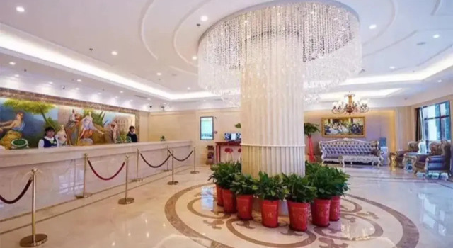 Vienna International Hotel (Slender lake Dongguan Street Ancient Canal), Prenota Hotel Hotel a Jiangsu con parcheggio, Parcheggio