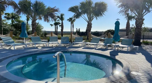 Luxury 28 Guest Home w Games, Cinema and More!