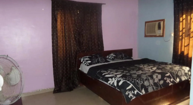 Royal Infinity International Hotel, Prenota Hotel Ikotun Alimosho