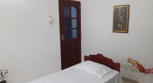 Hellen homestay, Забронировать Отель Отели Западной провинции с парковкой, Парковка