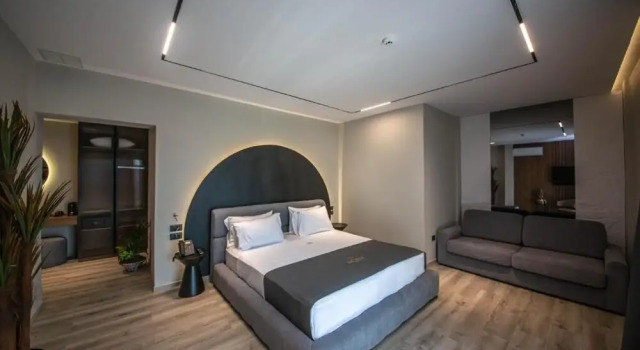 Полулюкс Noam Luxury Hotel