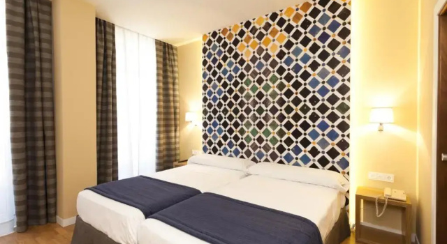 Четырёхместный номер Standard Hotel Comfort Dauro 2