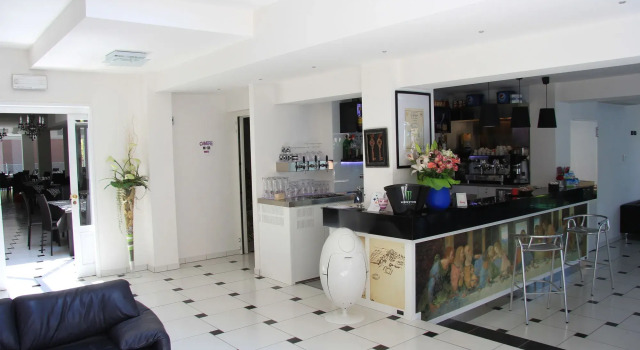 Hotel Leonardo
