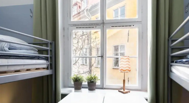 Кровать в общем номере Castanea Old Town Hostel
