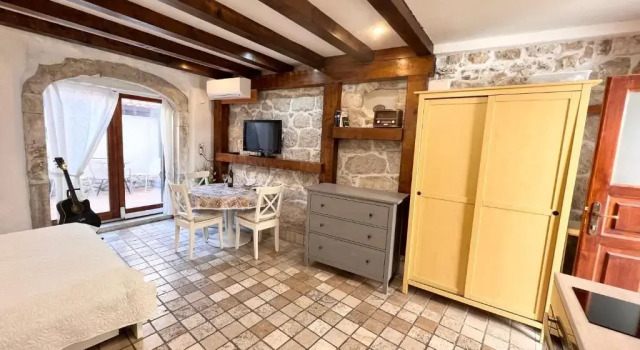 Студия Guesthouse F