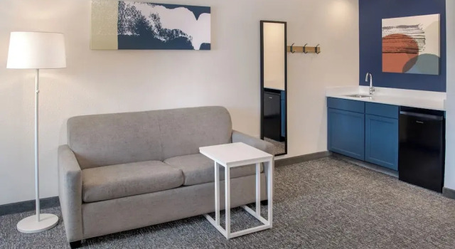 Люкс Spark by Hilton St Robert Fort Leonard Wood