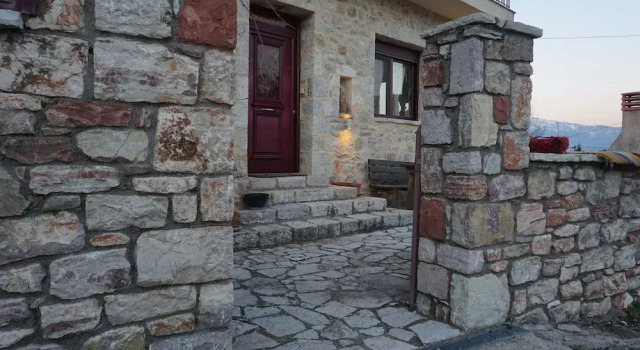 Studio Nick, Book Vacation Home Cottages in Achaia, Cottage