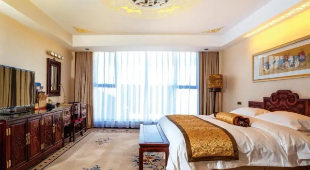 Люкс Business Imperial Palace Hotel