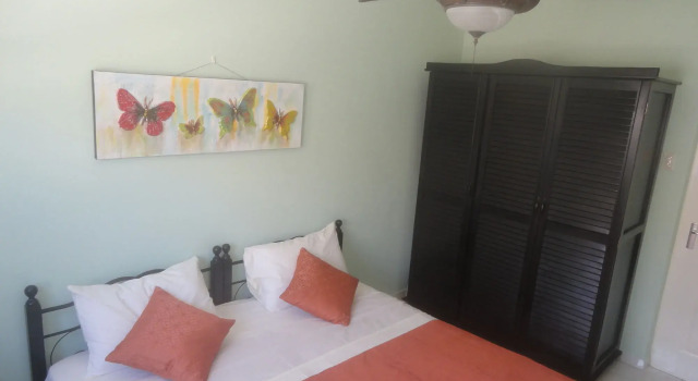 Landslake Apartments